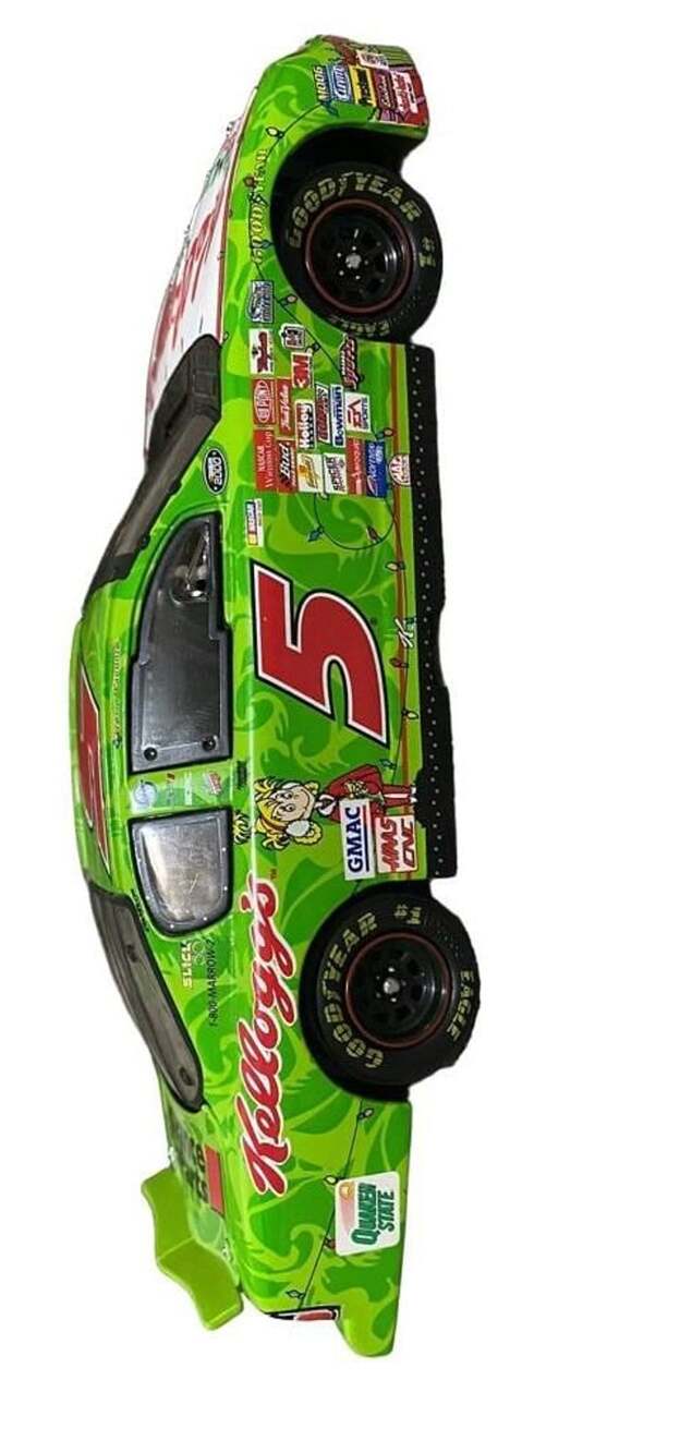 Terry Labonte #5 Kellogg's Grinch Monte Carlo NASCAR Diecast Car Pristine Condi